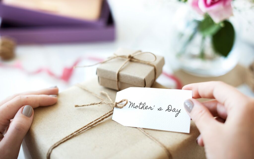 Mother's Day Card Messages for Different Relationships