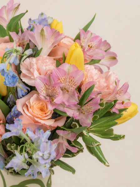 Lisette bouquet | 30 stems | Ode à la Rose