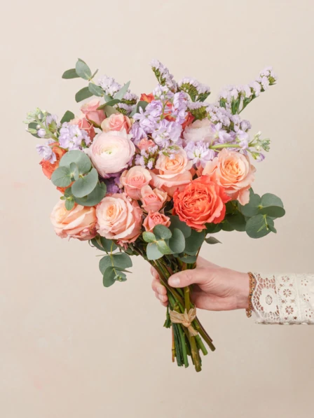 Apolline Bouquet (23 Stems) | Roses, Ranunculus & Eucalyptus | Ode
