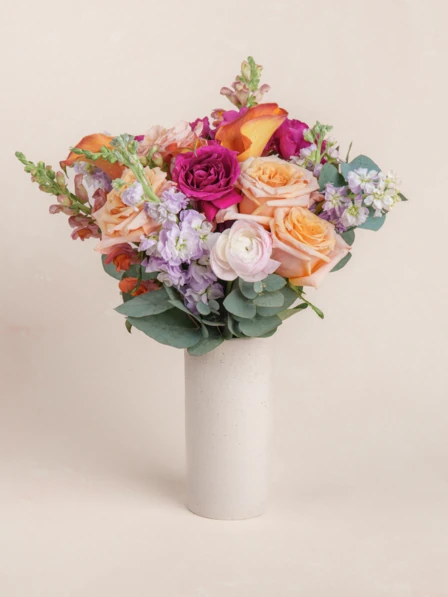 Estelle - 24 Stems in a Vibrant Sunset Palette