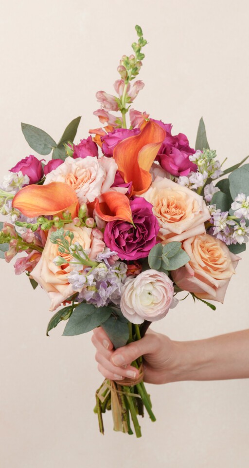 Estelle - 24 Stems in a Vibrant Sunset Palette