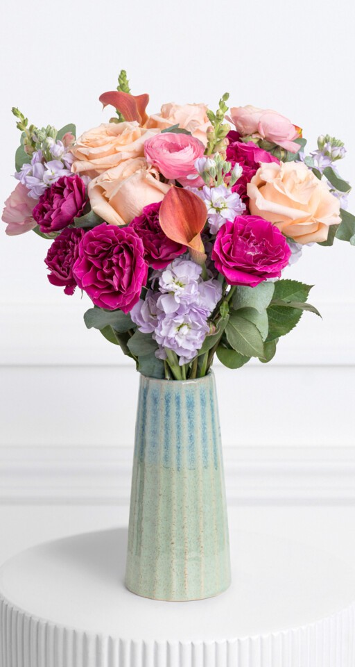 Estelle - 24 Stems in a Vibrant Sunset Palette