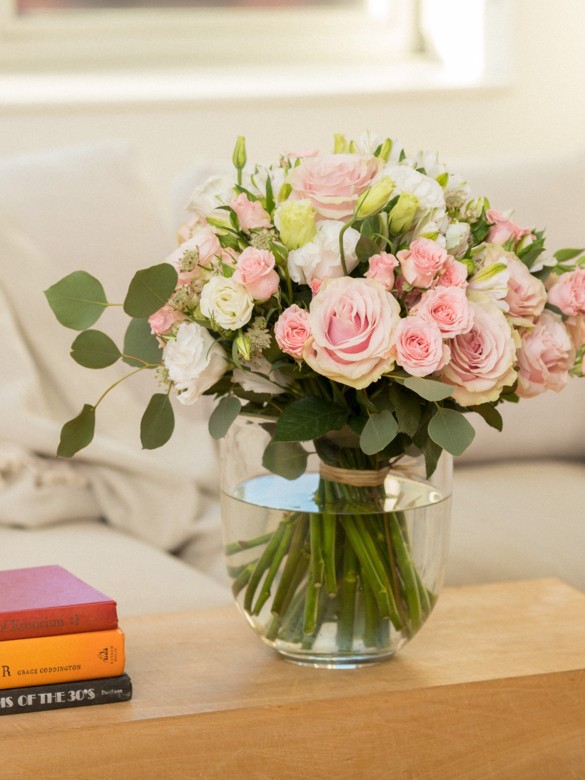 Mixed White Flowers Bouquet in Chino, CA